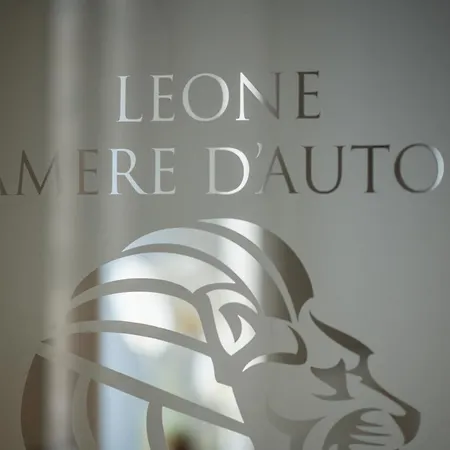 게스트하우스 Leone D'autore - Rooftop Centro Storico