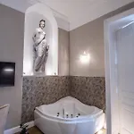Leone D'autore - Rooftop Centro Storico 4* Neapel