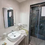 Pensionat Leone D'autore - Rooftop Centro Storico 4*