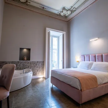 Leone D'autore - Rooftop Centro Storico 4*