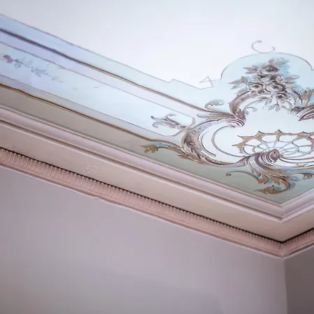 Leone D'autore - Rooftop Centro Storico Νάπολη