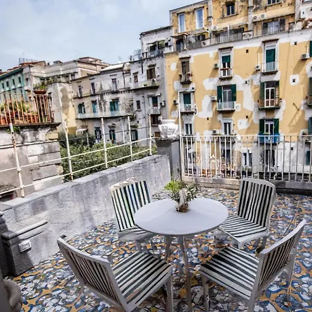 Leone D'autore - Rooftop Centro Storico Konukevi